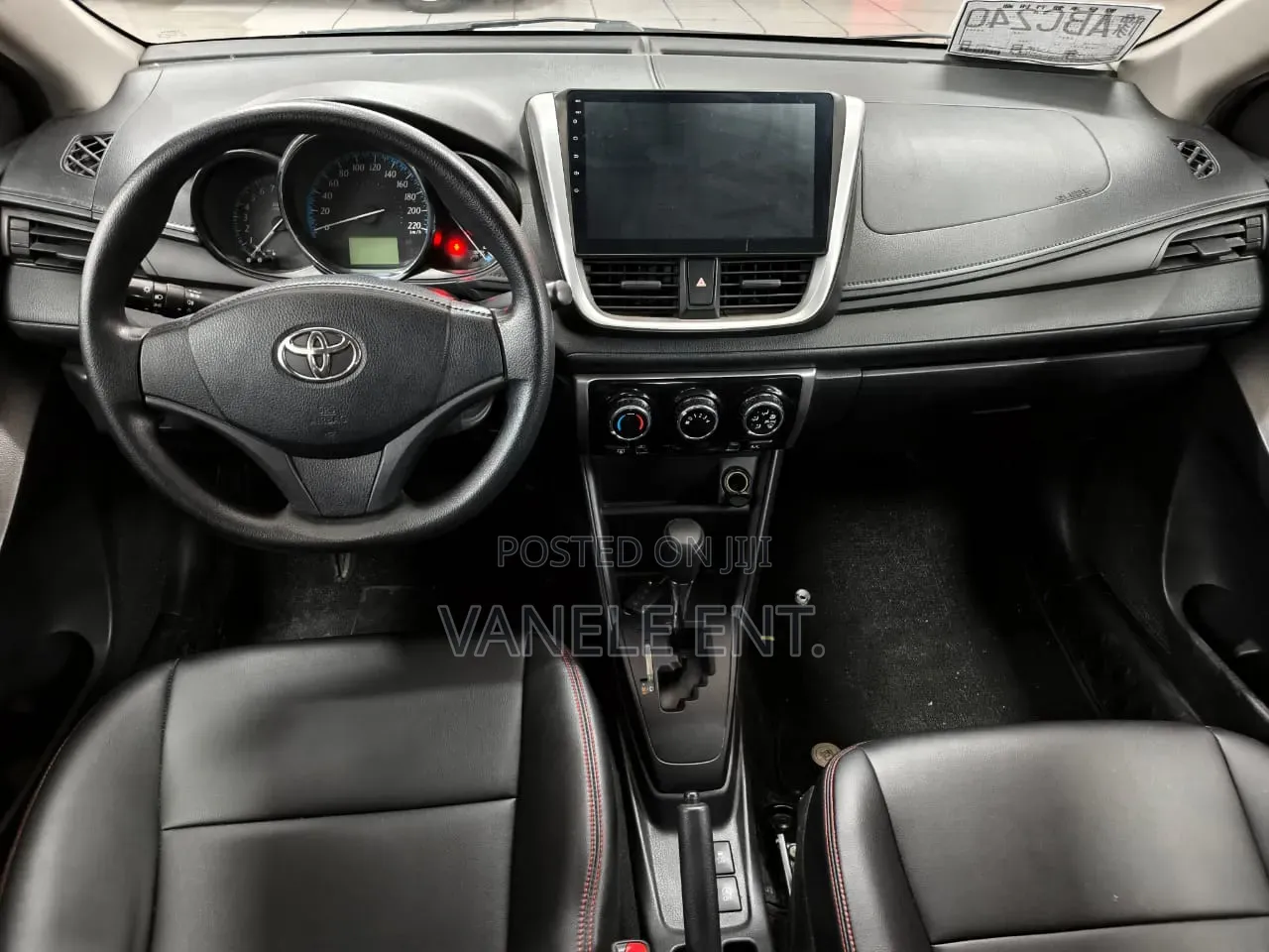 Toyota Yaris 2017 White