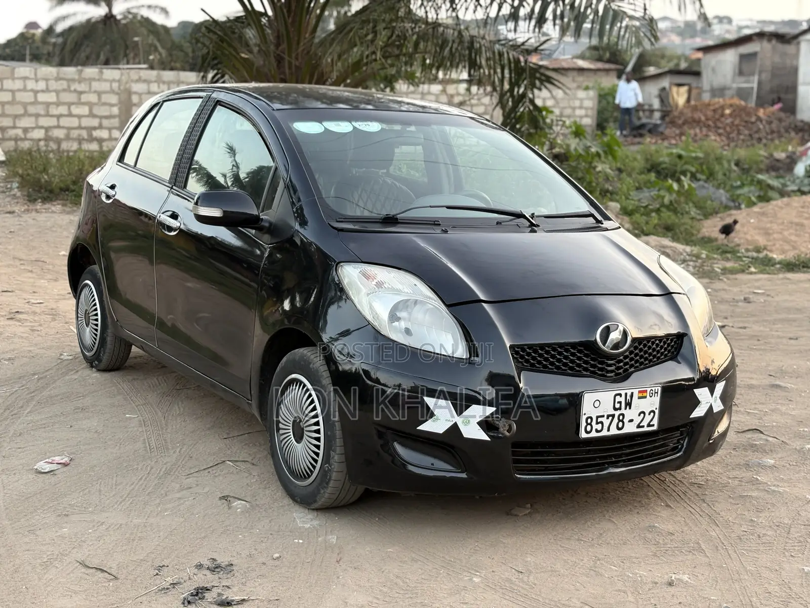 Toyota Vitz 1.0 FWD 5dr 2010 Black