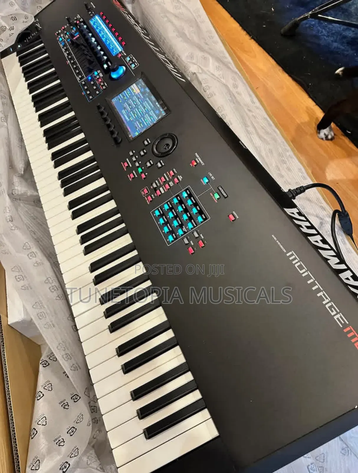 Yamaha Montage M8x 88-Key Flagship Synthesizer Workstation Keyboard