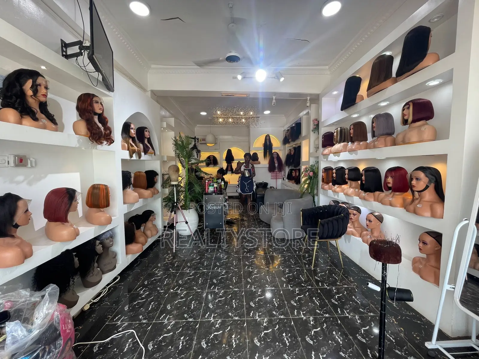 Shop to Let
