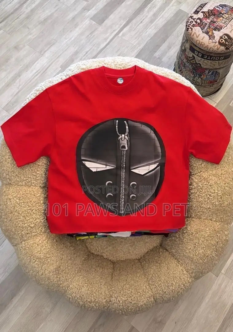 Thugger Tee Shirt (T Shirt )