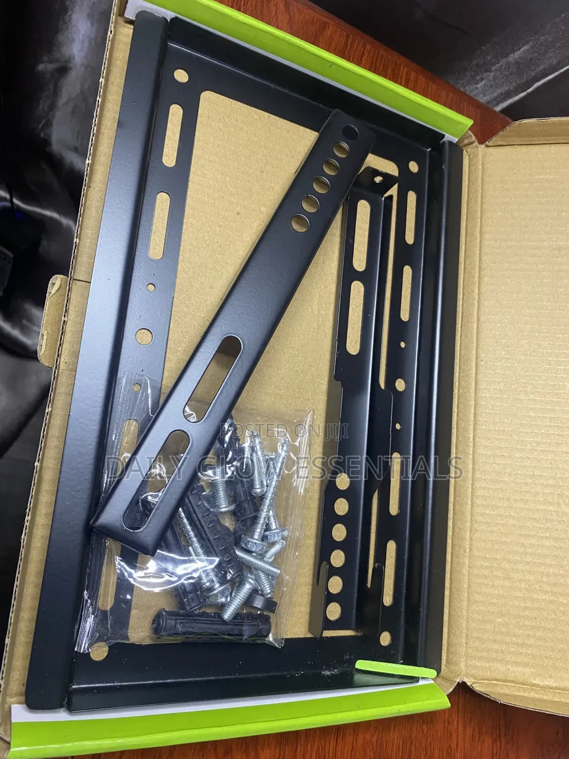 CDL 14–42" Fixed TV Wall Mount