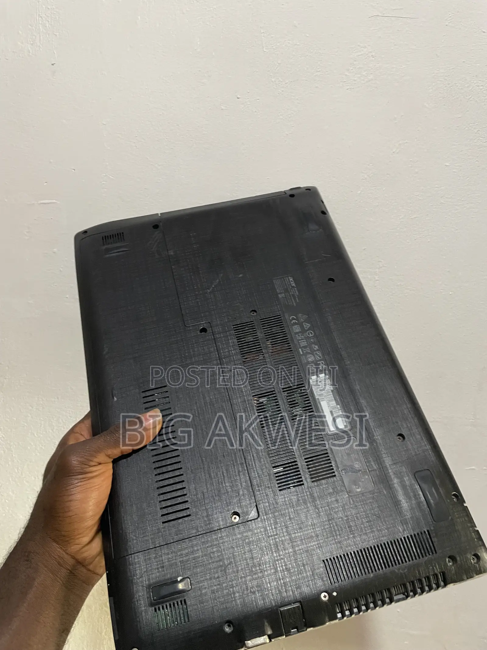 Laptop Acer Aspire E5-576G 2GB Nvidia HDD+SSD 1T