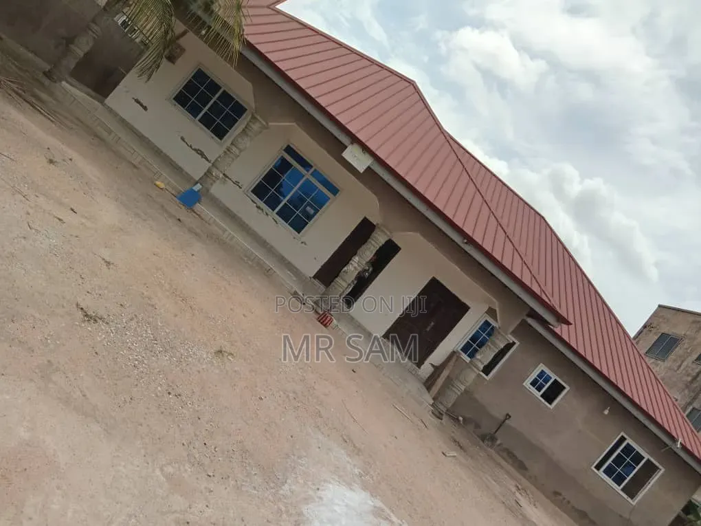 5bdrm House in Sam Properties, Ga South Municipal for rent