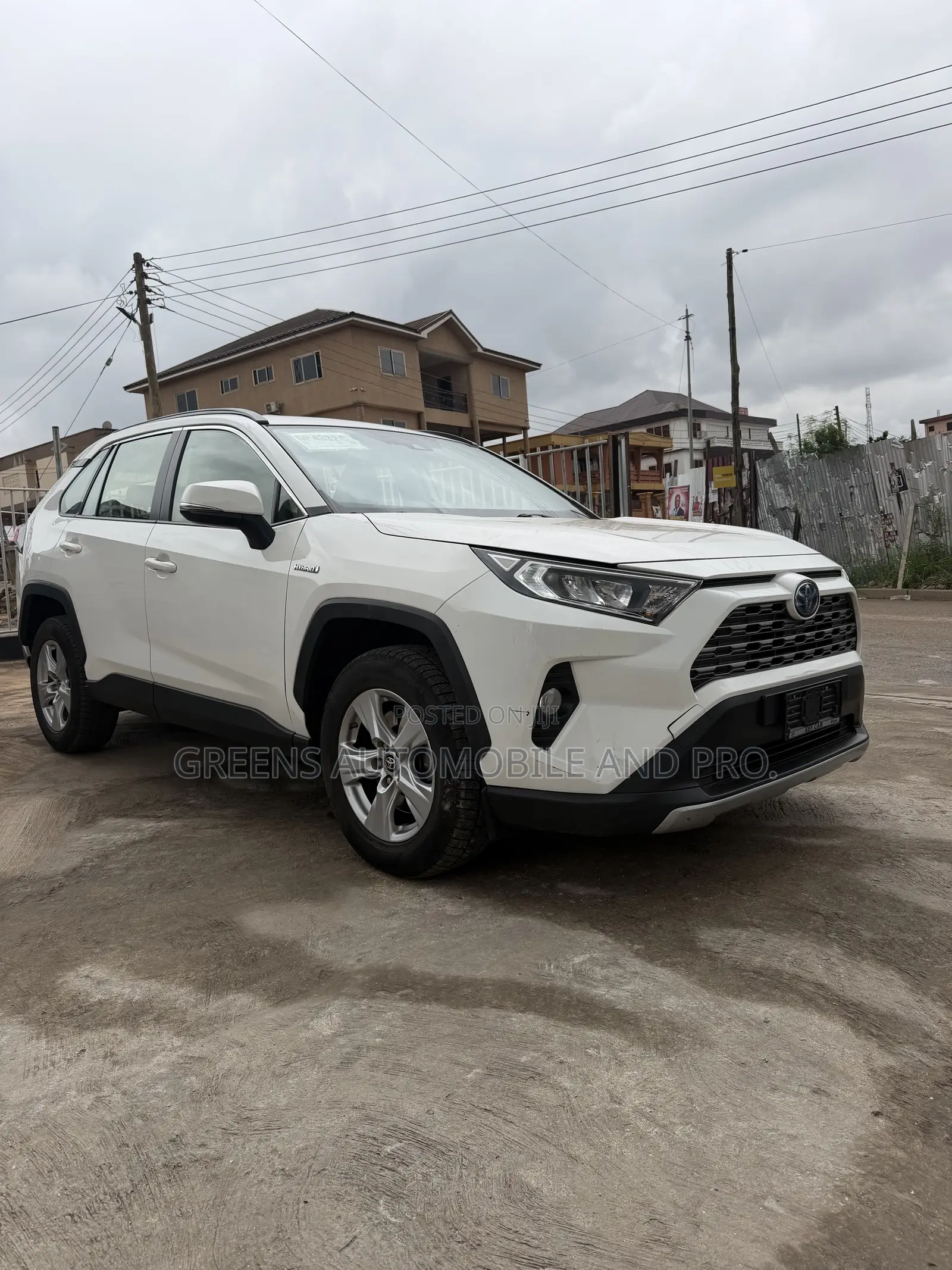 Toyota RAV4 LE AWD 2023 White