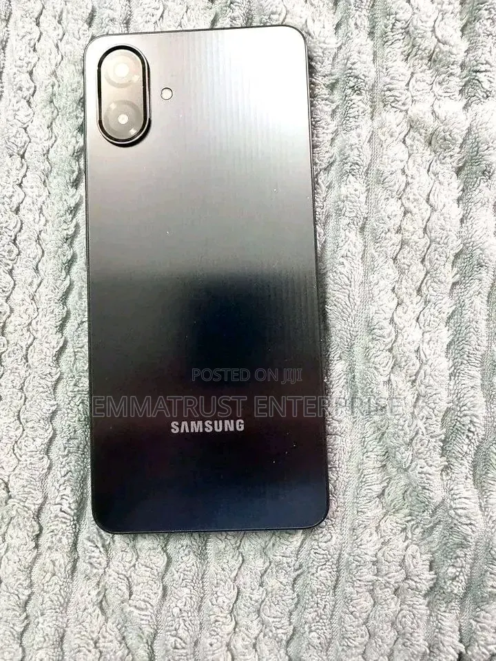 New Samsung Galaxy A07 128 GB Silver