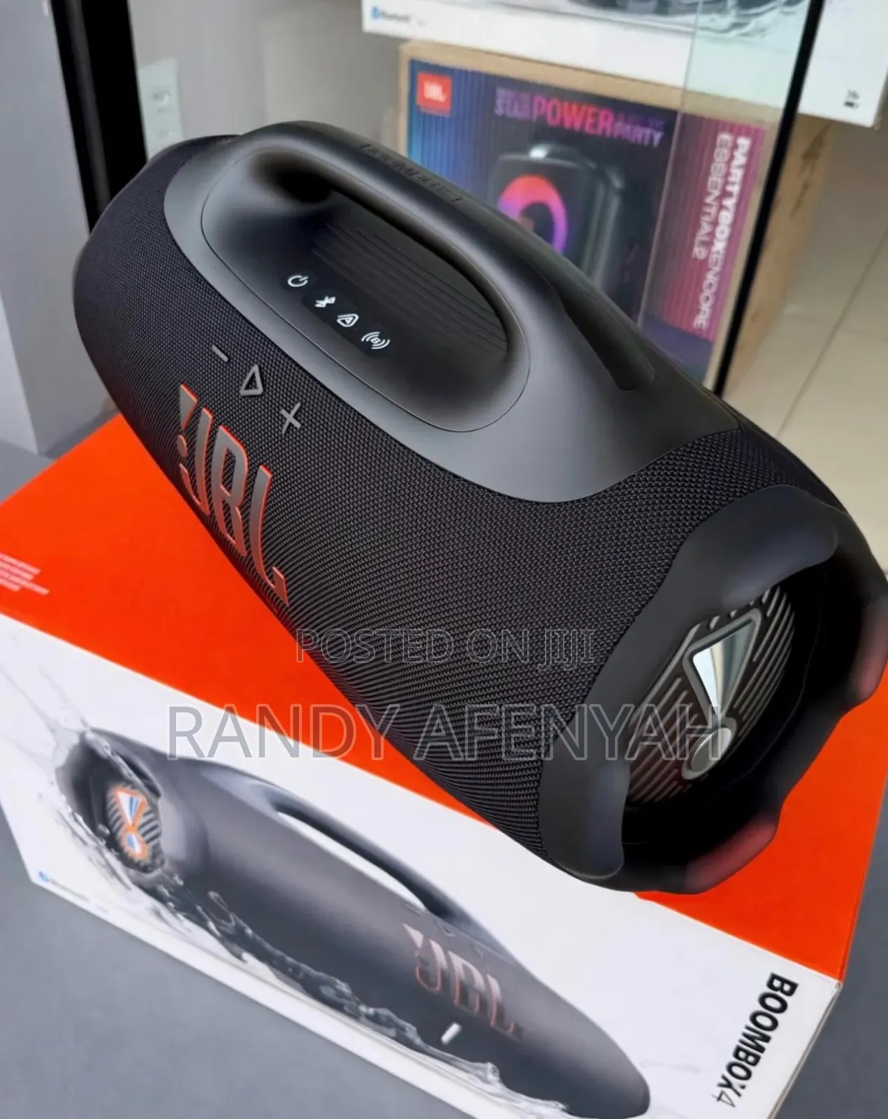 JBL Boombox 4k Pro