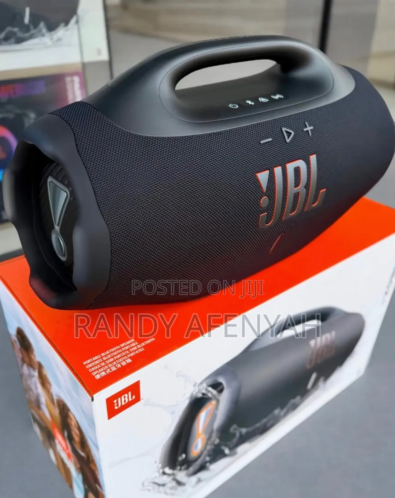 JBL Boombox 4k Pro