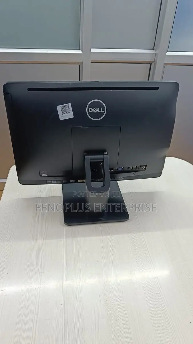 Desktop Computer Dell 8GB Intel Core i5 SSD 256GB