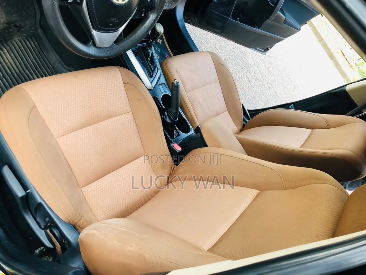 Toyota Corolla 2016 Black