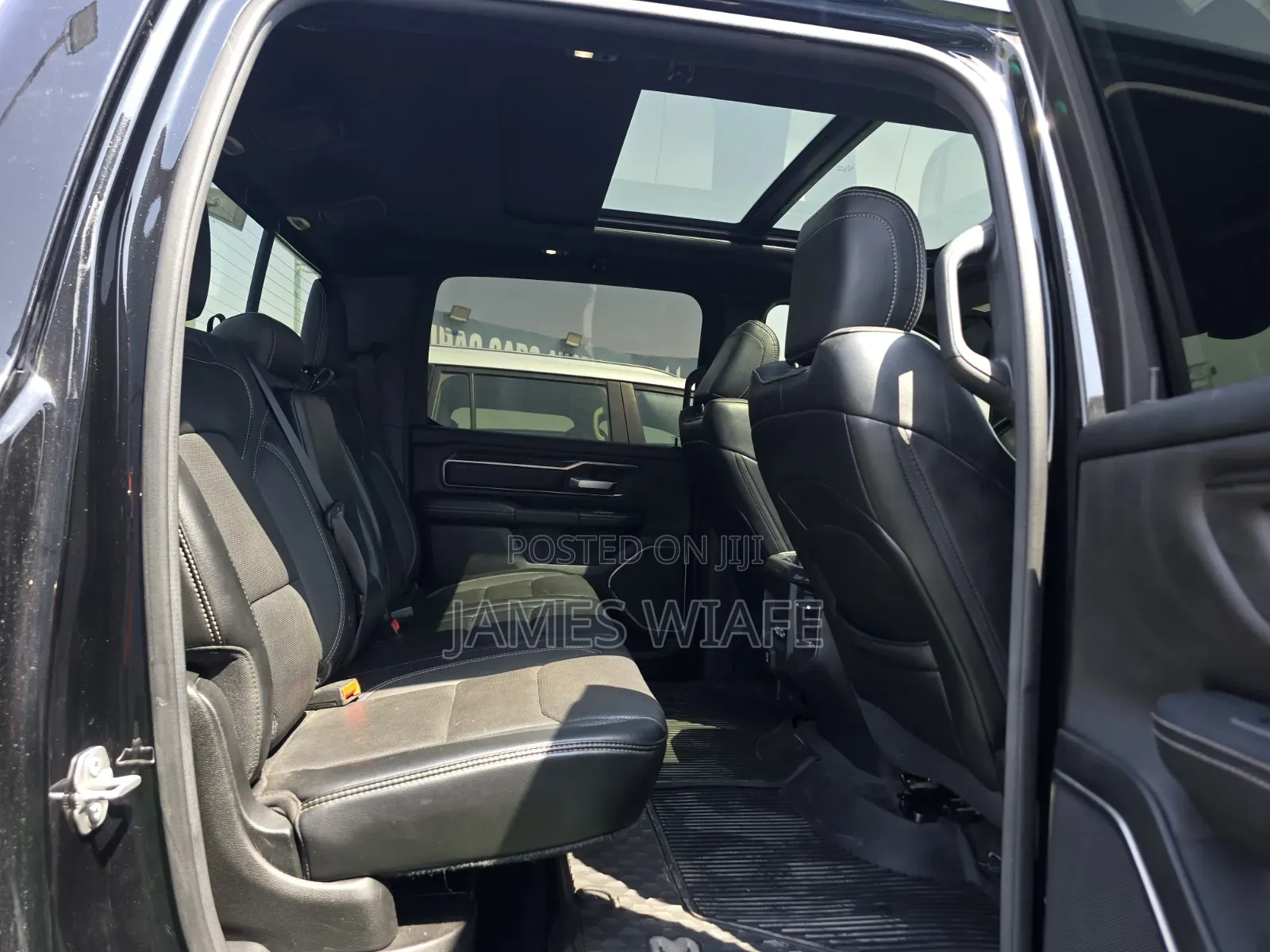 Dodge RAM 1500 5.7 Hybrid AWD 2020 Black