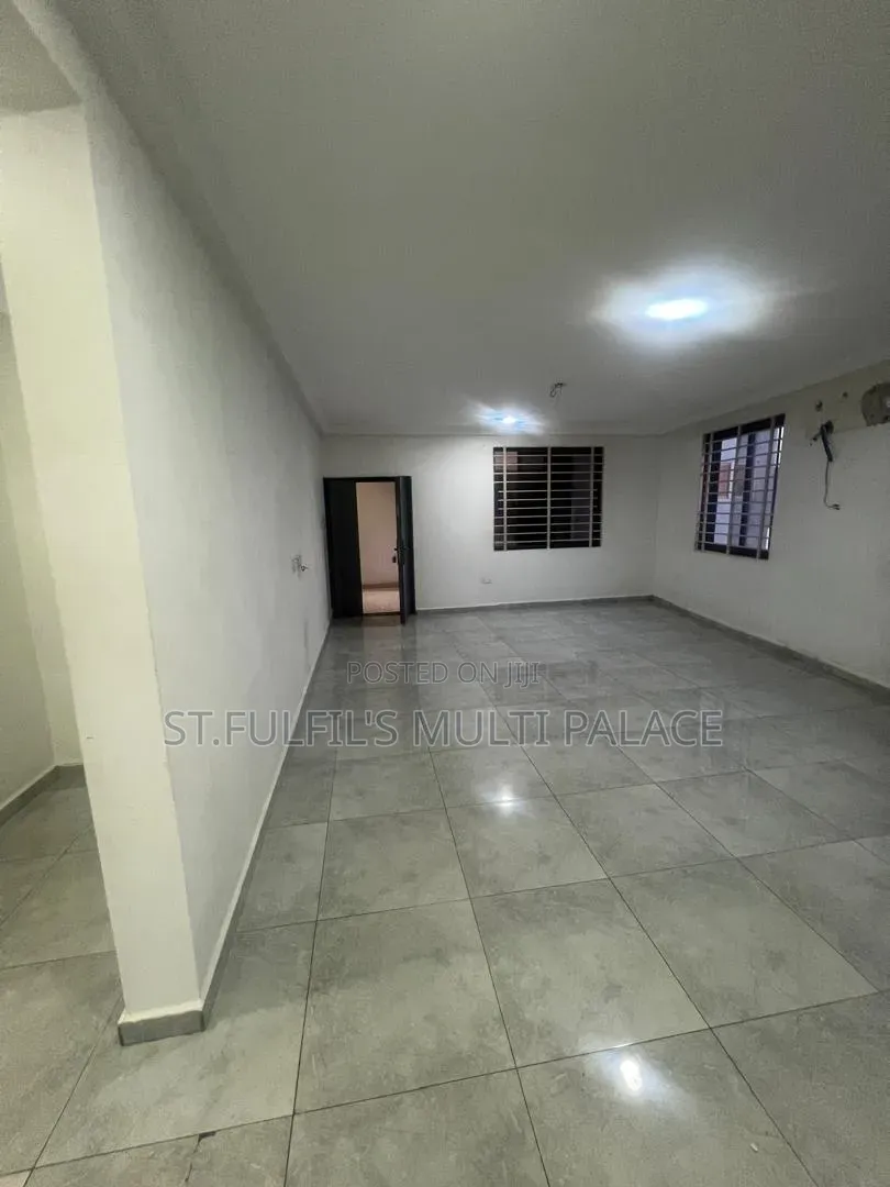 2bdrm Apartment in Around Municipal, Adenta for rent