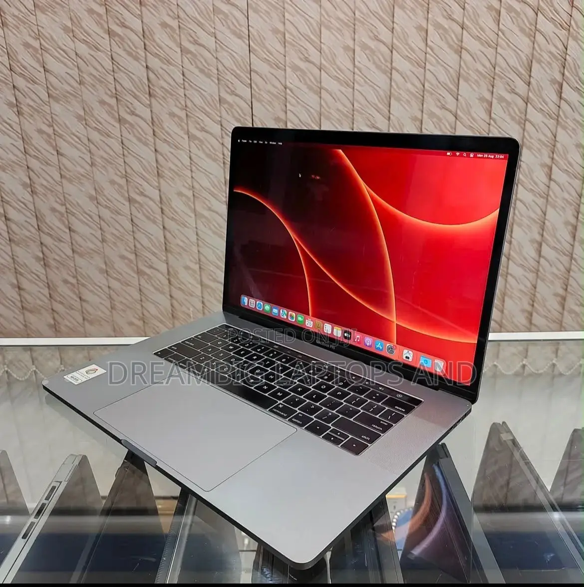 Laptop Apple MacBook Pro 2016 16GB Intel Core i5 SSD 512GB