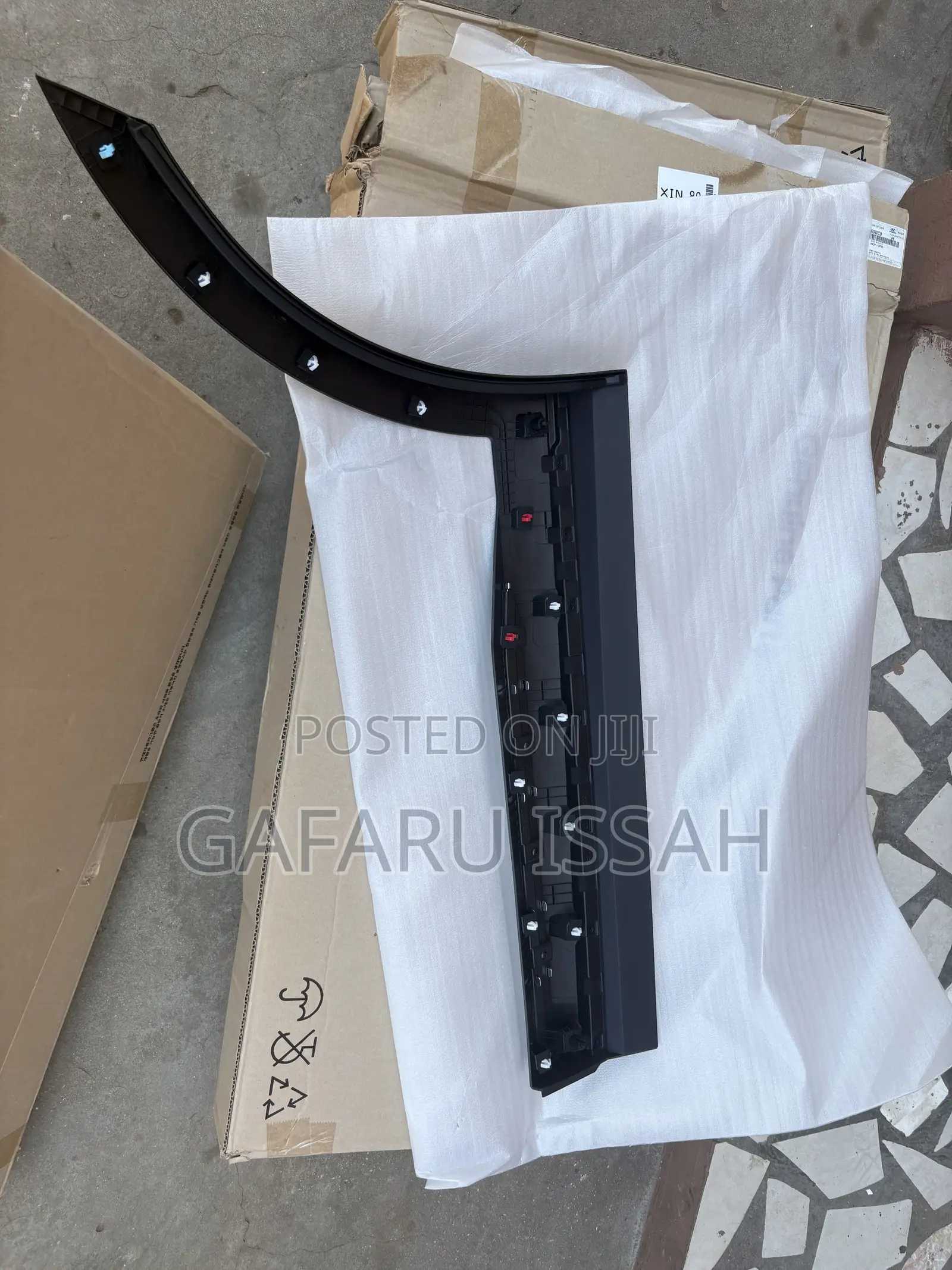 Kia Sorento 2023 Back Door Moulding