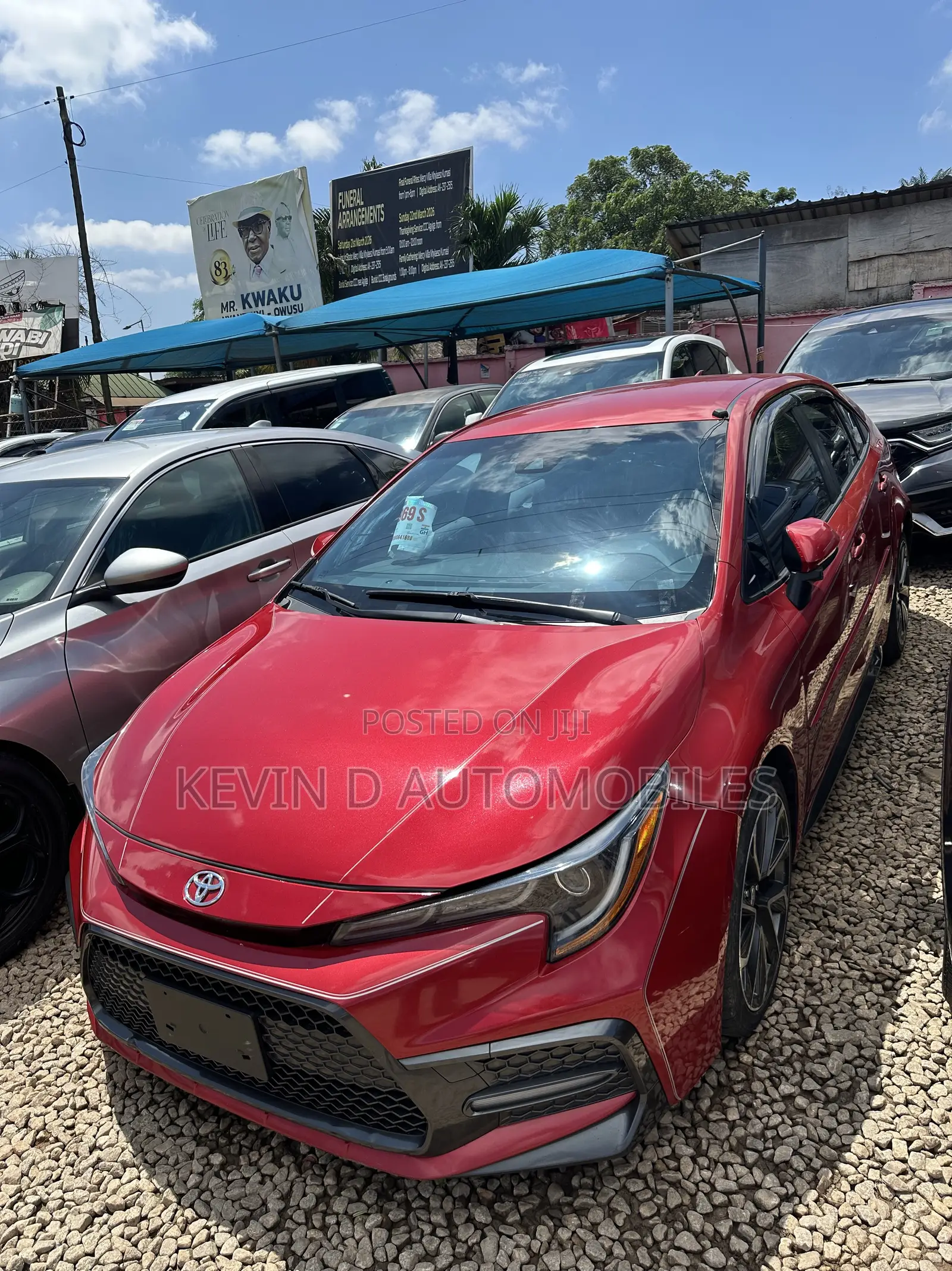 Toyota Corolla SE 2020 Red