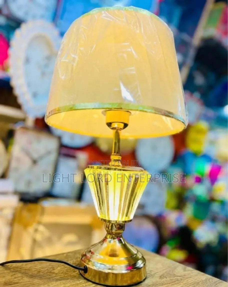 7star Table Lamp With Led and E 27 Bulb