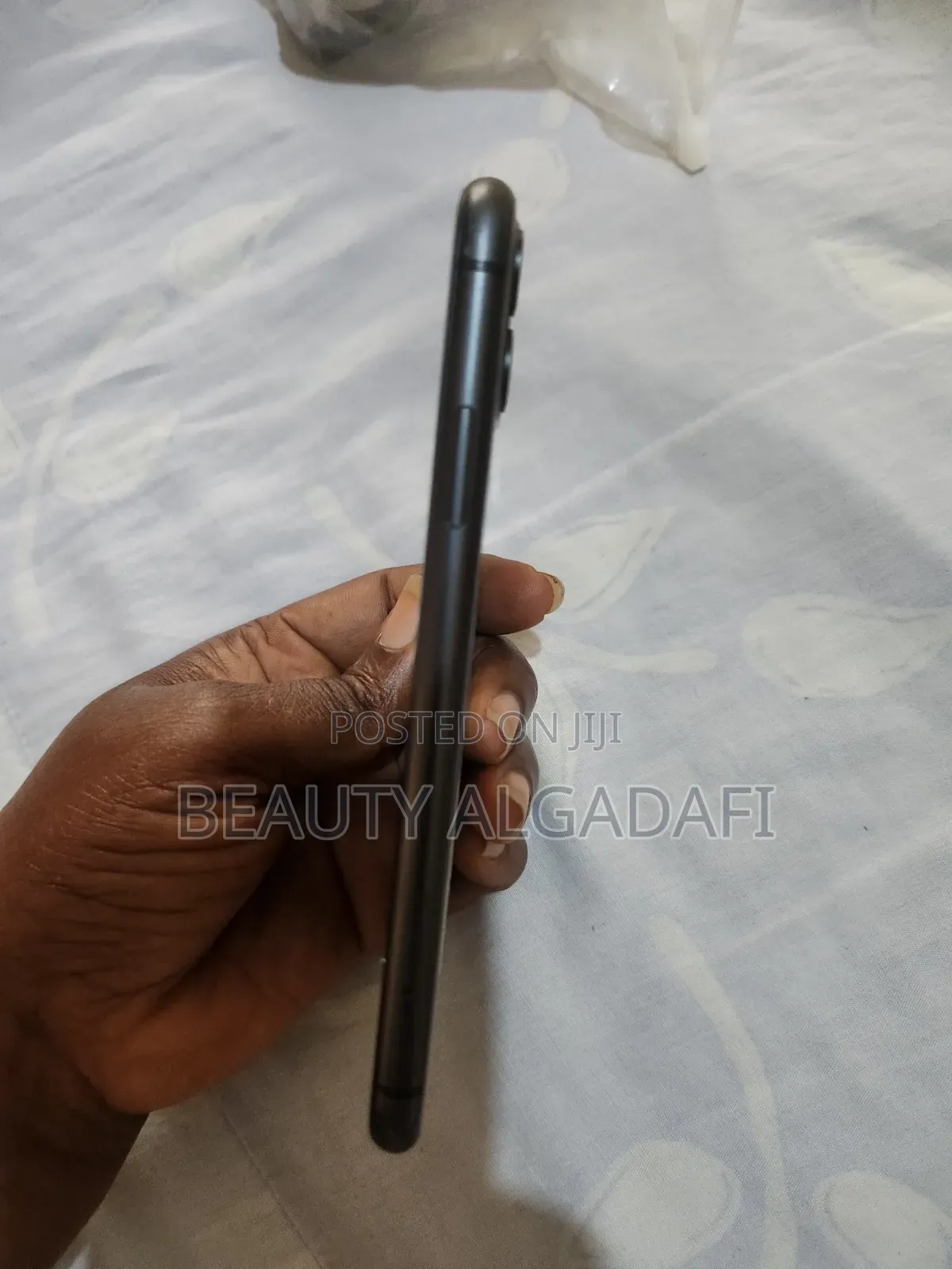 Apple iPhone 11 64 GB Black
