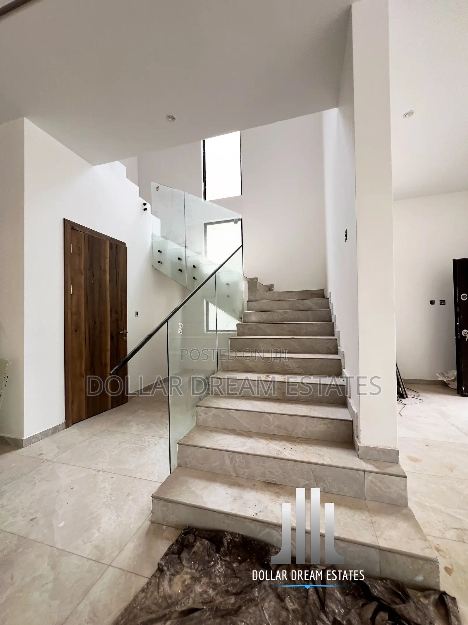 5bdrm House in Oyarifa for sale