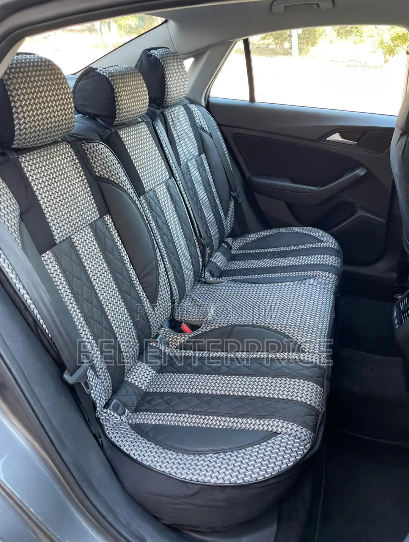 Luxury Universal Seat Cover-Ash and Black -Woven Design
