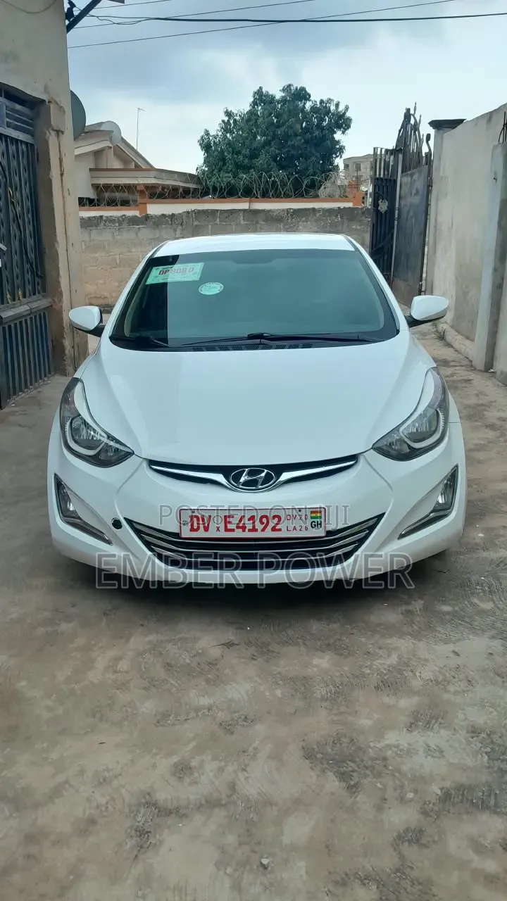 Hyundai Elantra 2013 White