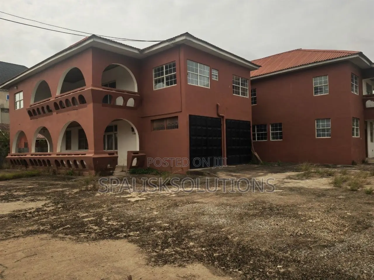 13bdrm House in Weija for sale