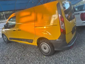 Ford Transit Connect 2016 Yellow