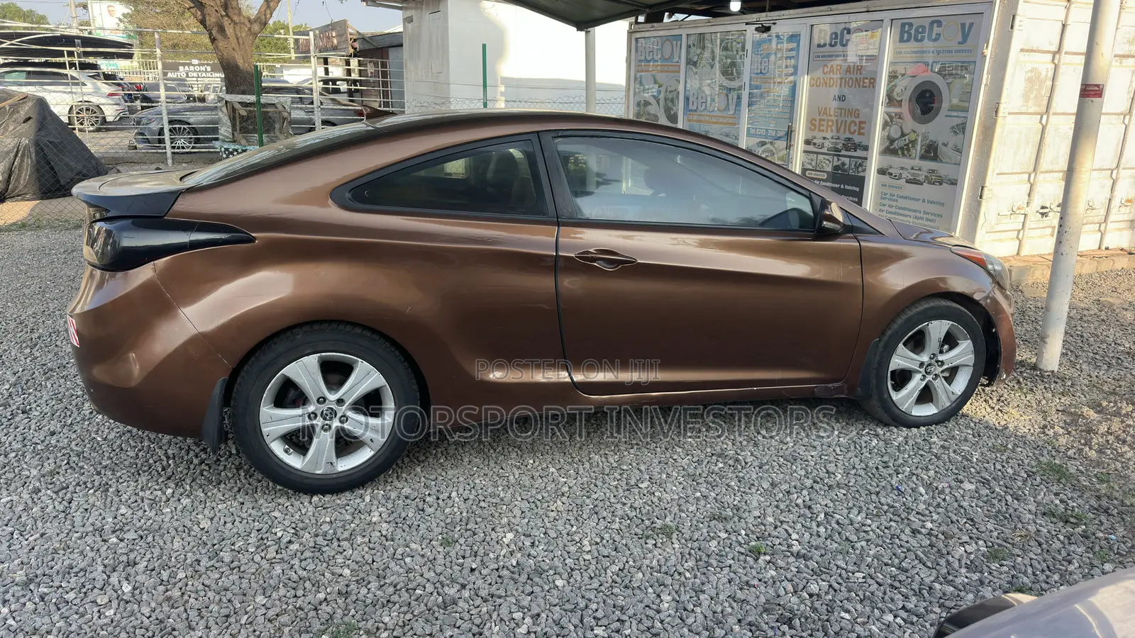Hyundai Elantra GS Coupe FWD (1.8L 4cyl 6A) 2013 Brown