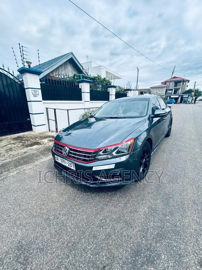 Volkswagen Passat 2.0T S 2018 Gray