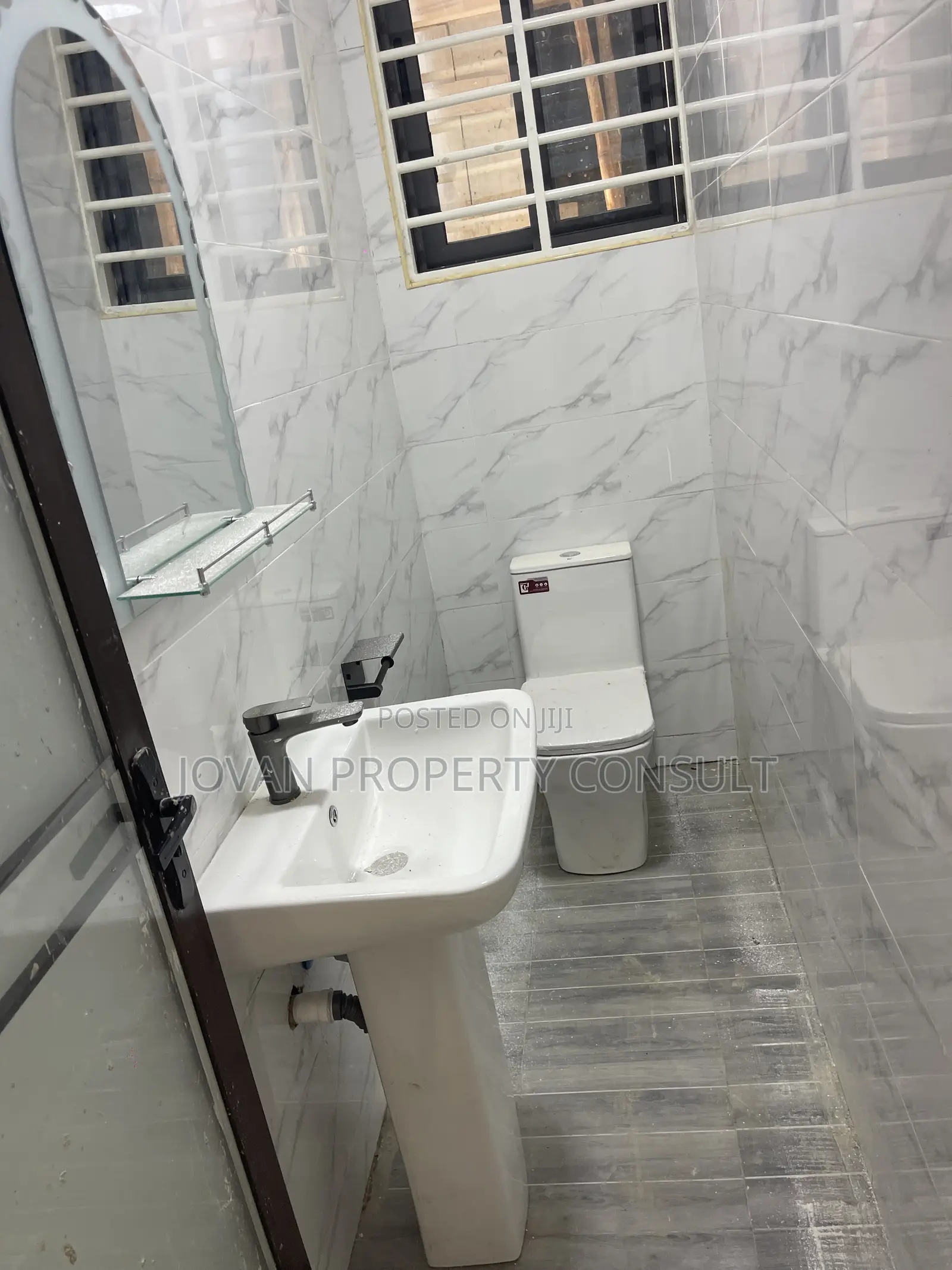 3bdrm House in Pokuase Acp for sale