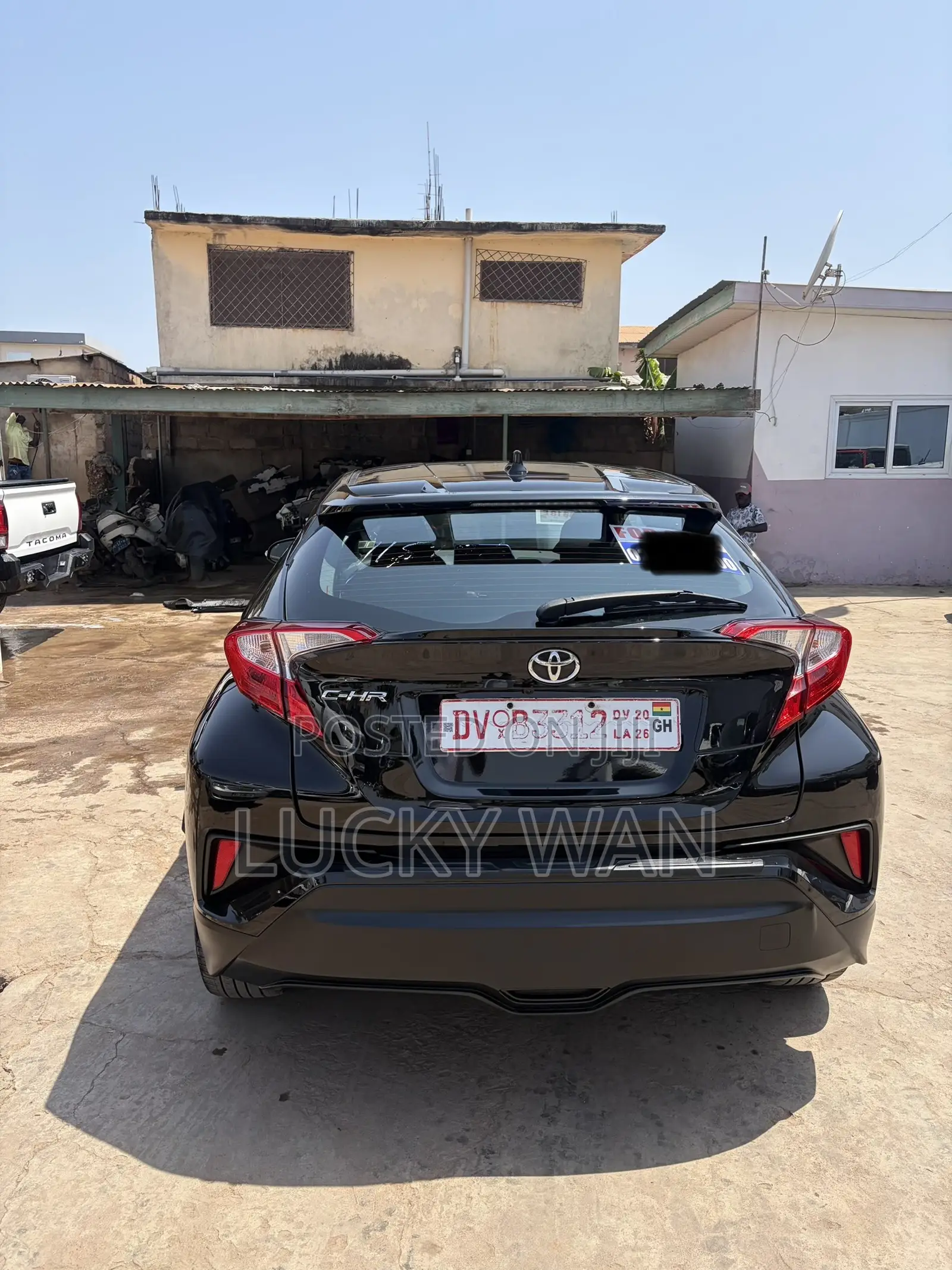 Toyota C-HR LE FWD 2020 Black