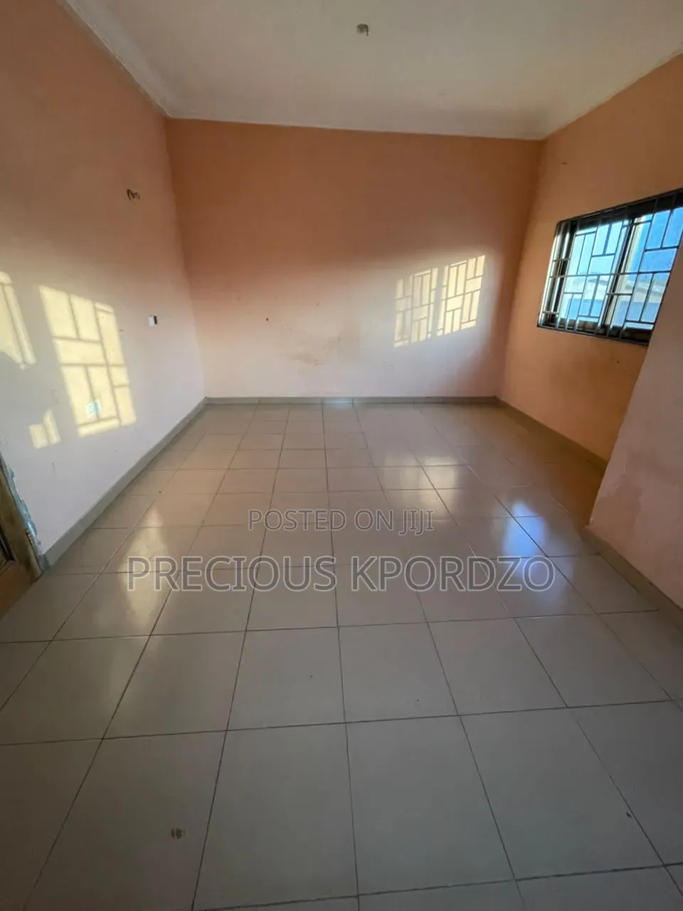 1bdrm Room & Parlour in Adenta Frafraha for rent
