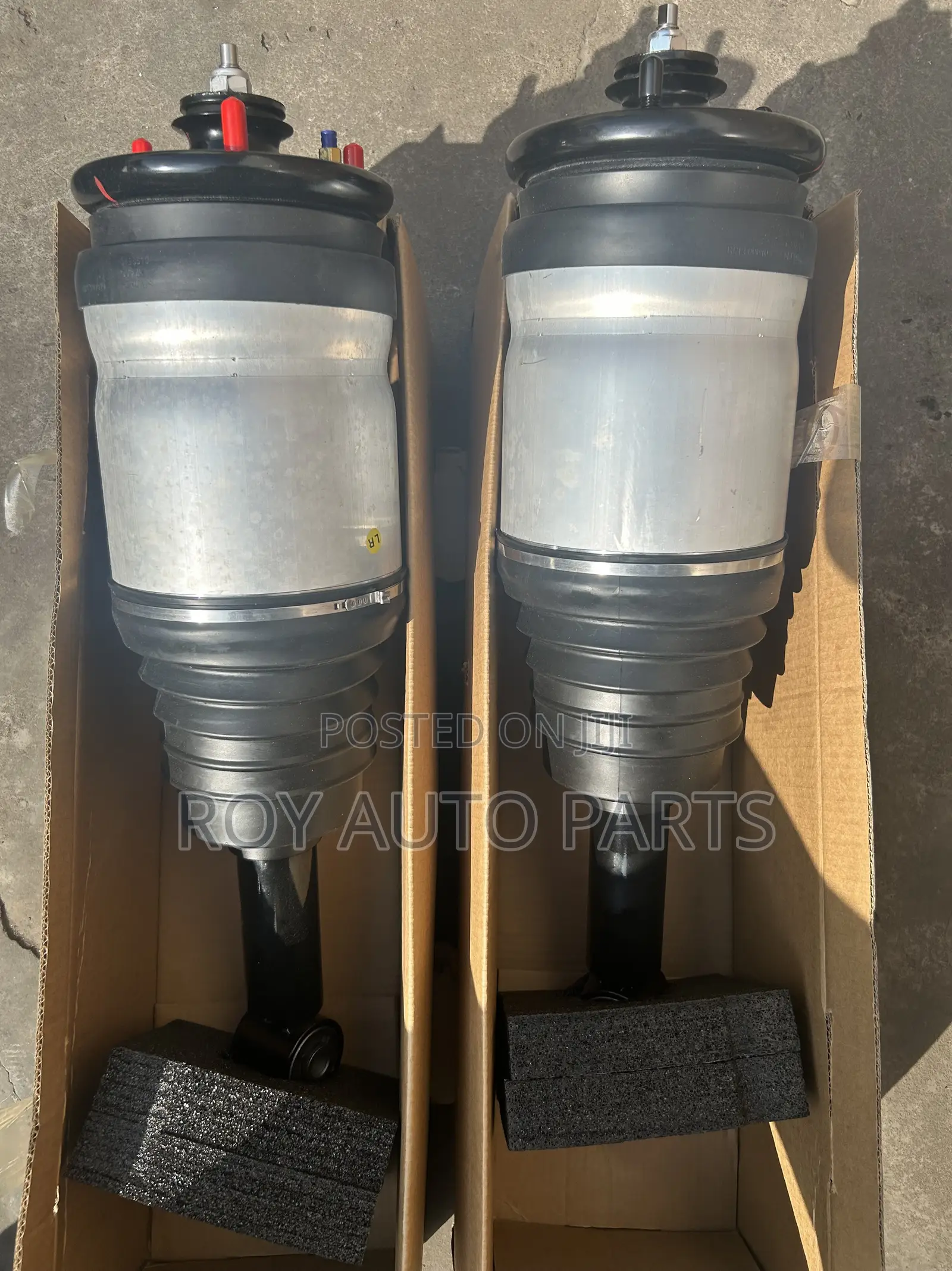 Range Rover Sport 2005–2013/ LR3/ LR4 Back Air Suspension Shocks