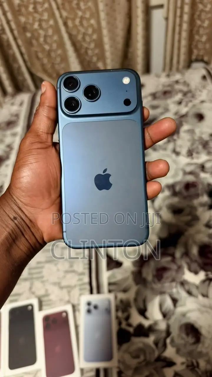New Apple iPhone 17 Pro Max 256 GB Blue