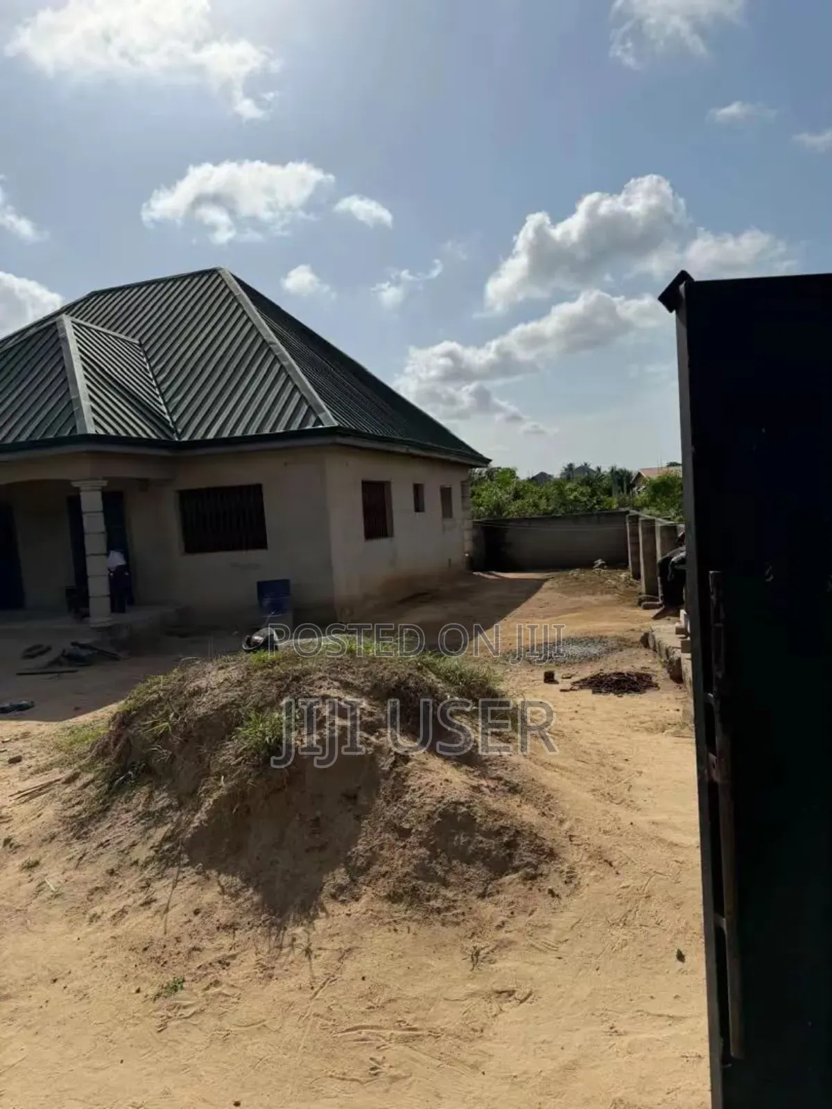 3bdrm House in ...., Amasaman for sale