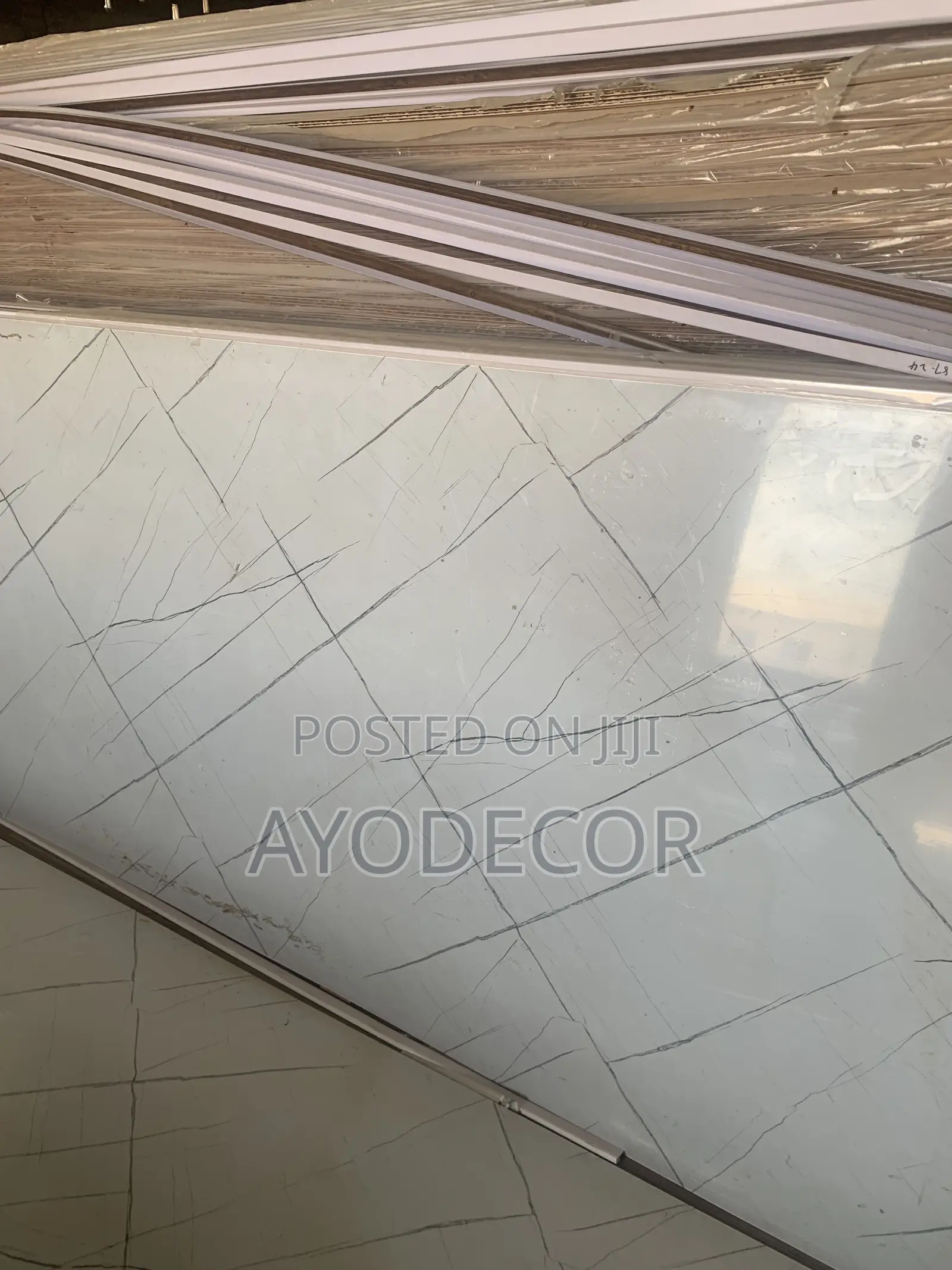 Modern High Gloss UV Marble Sheet Waterproof PVC Wall Tiles