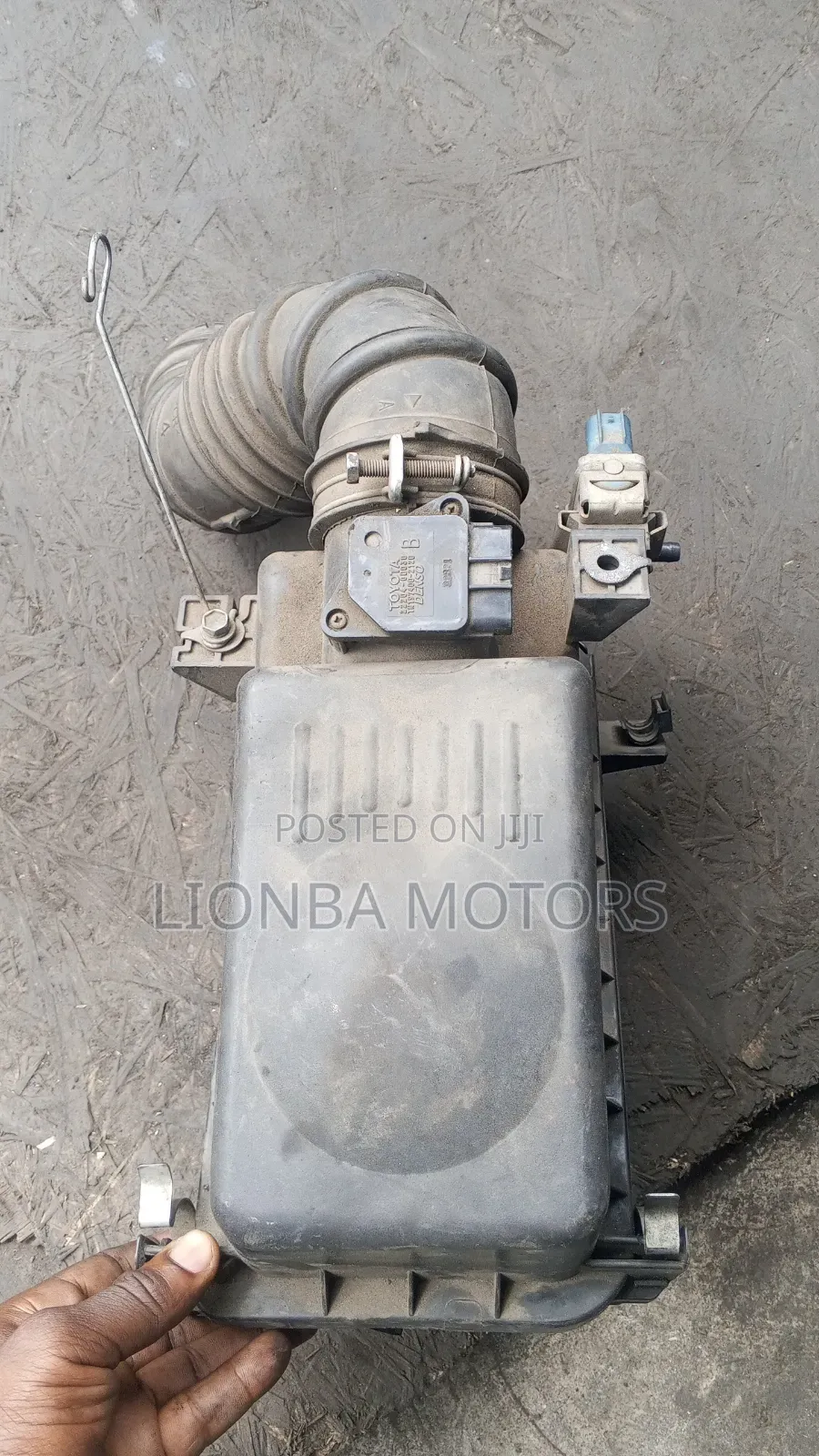 Corolla S 2005 Air Cleaner Box
