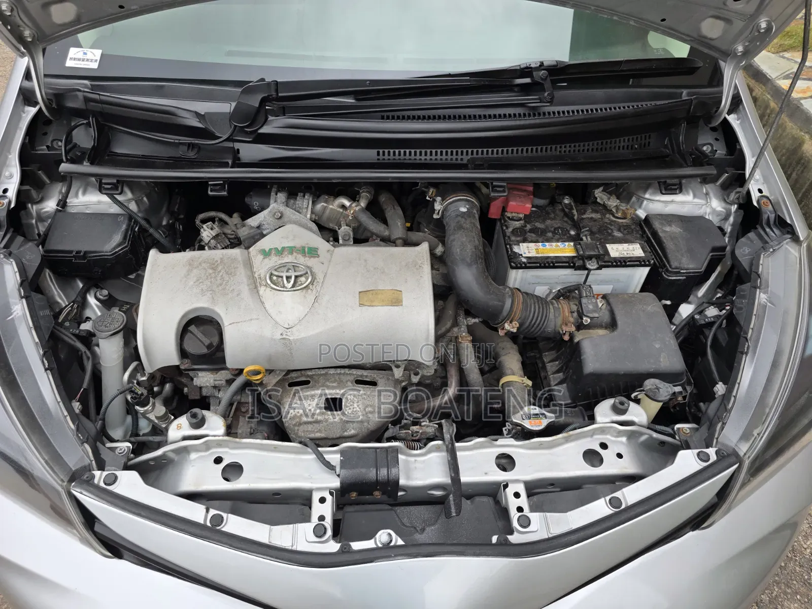 Toyota Vitz 1.3 AWD 5dr 2015 Silver