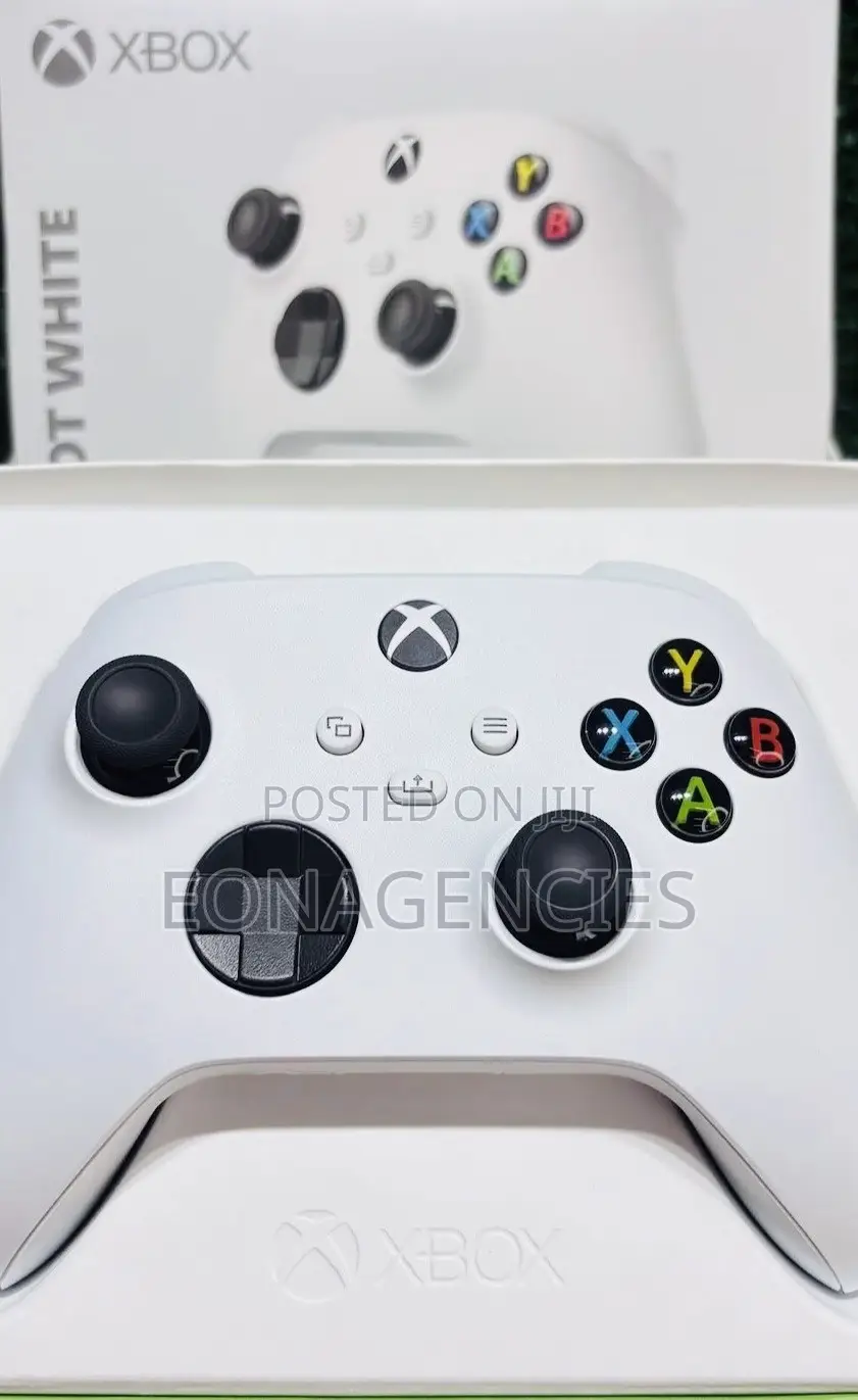 Brand New Xbox Series X 1tb SSD – With Controller 