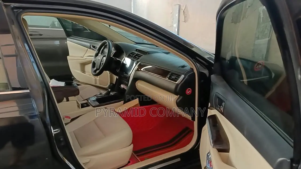 Toyota Camry 2017 Black