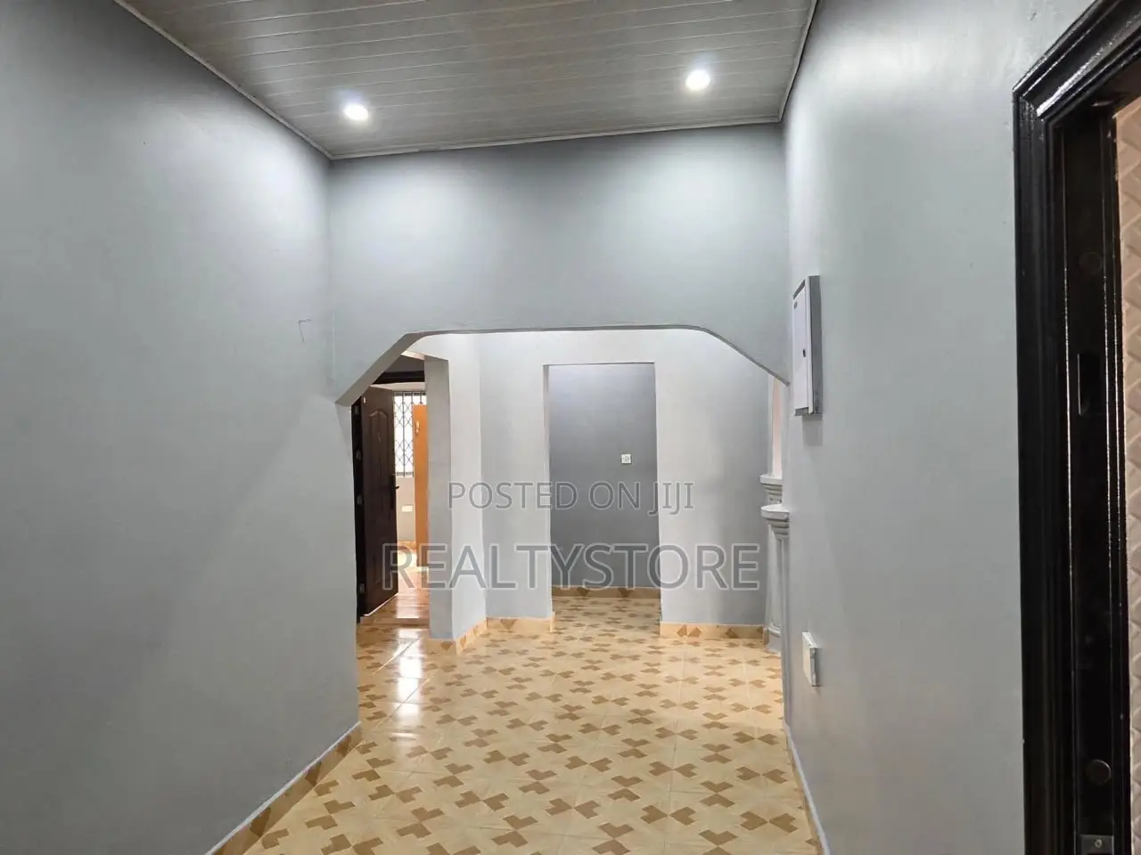 4bdrm House in Ashongman Estate, Accra Metropolitan for sale