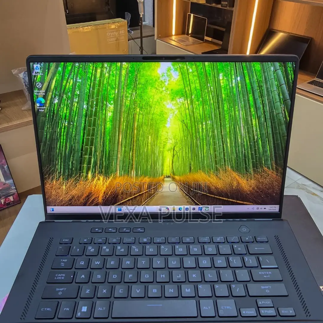 Laptop Asus ROG Zephyrus M16 16GB Intel Core i7 SSD 512GB