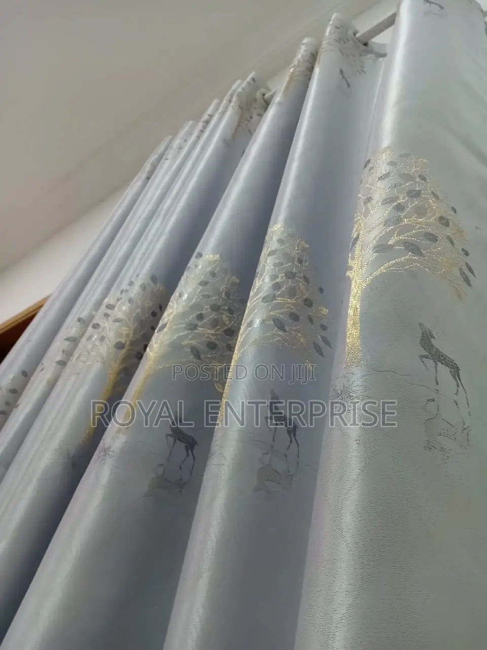 Ultimate Light-Block Curtains for Halls & Bedrooms