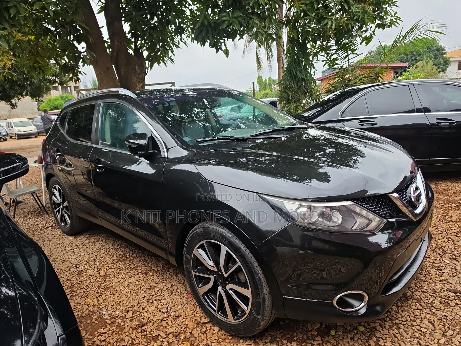 Nissan Qashqai 2017 Black