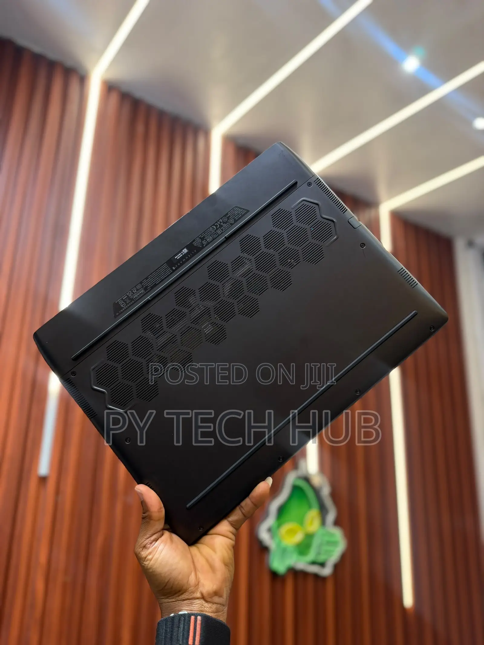 Laptop Alienware M15 16GB AMD Ryzen 7 SSD 512GB