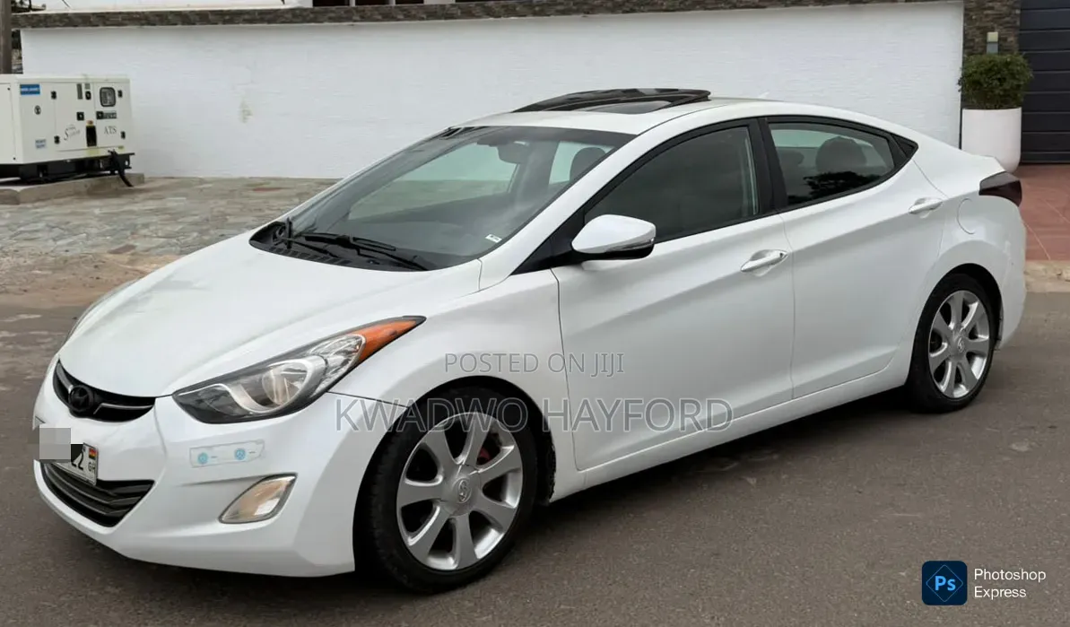 Hyundai Elantra Limited Sedan FWD (1.8L 4cyl 6A) 2013 White