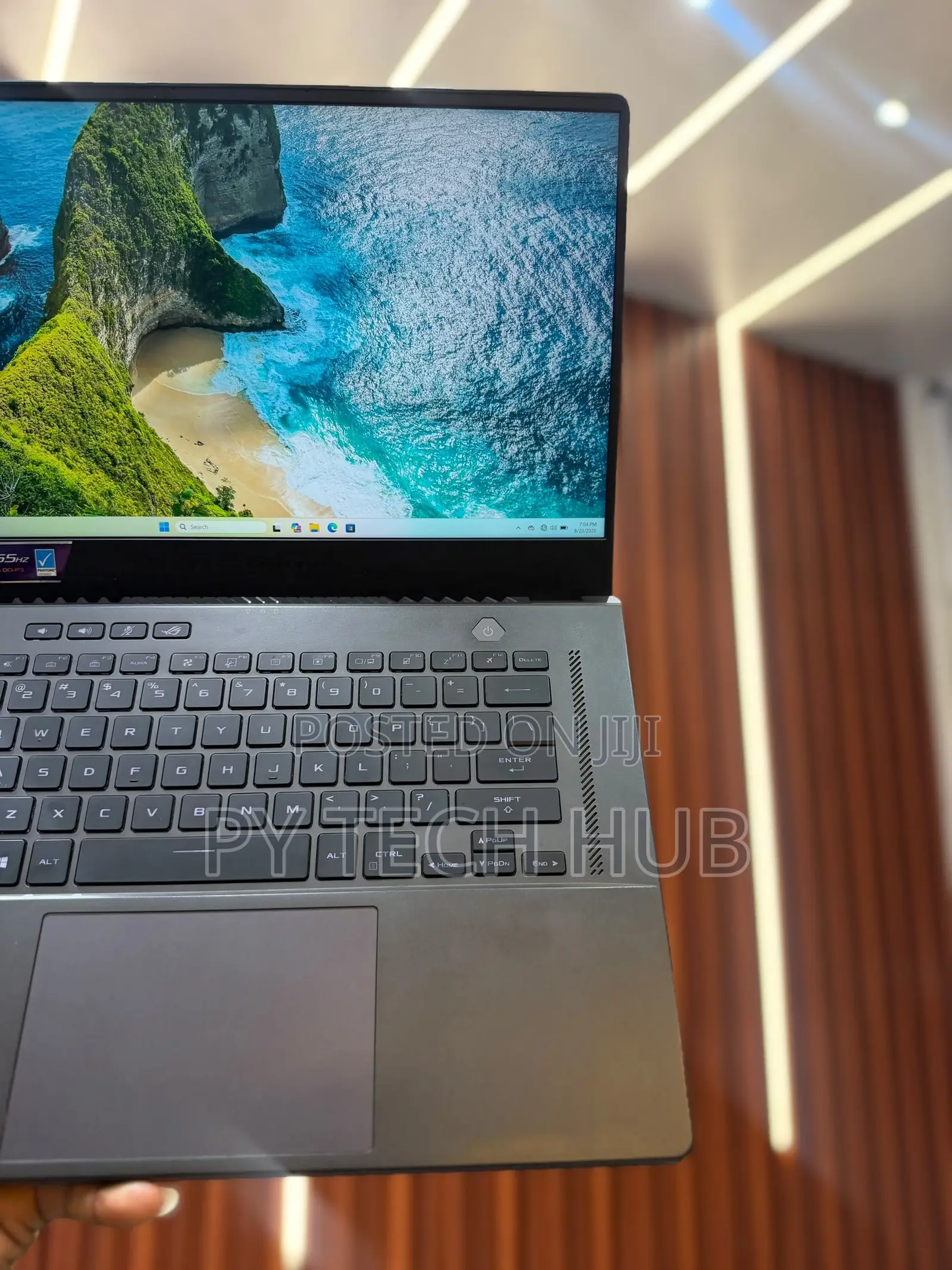 Laptop Asus ROG Zephyrus G16 16GB AMD Ryzen 7 SSD 512GB