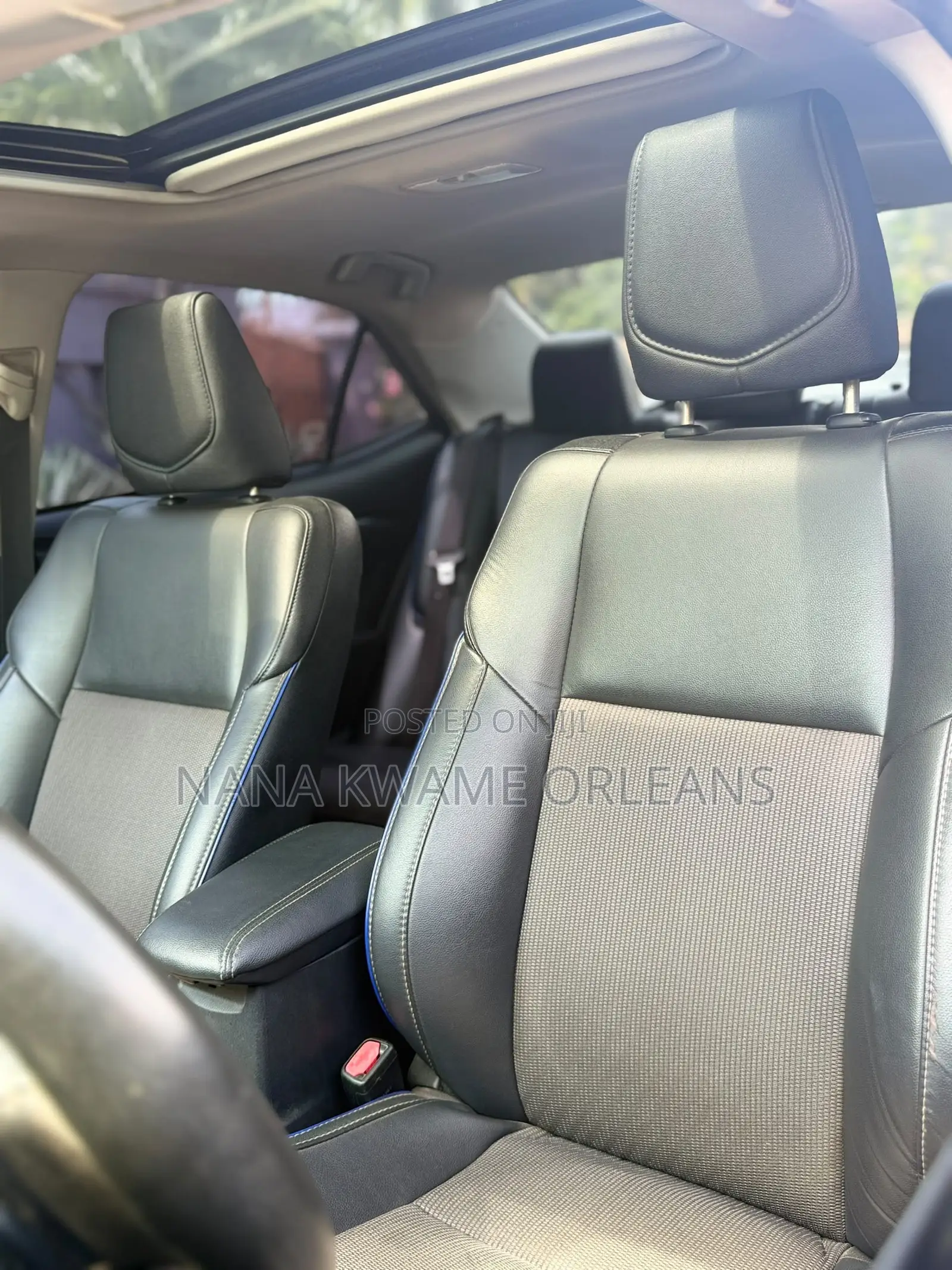 Toyota Corolla SE 4dr Sedan (1.8L 4cyl CVT) 2017 Gray