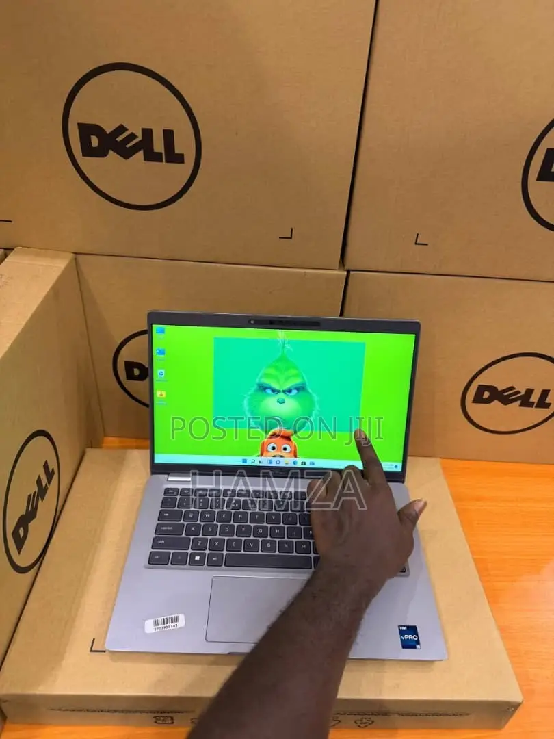 New Laptop Dell Precision 3570 8GB Intel Core i5 SSD 256GB