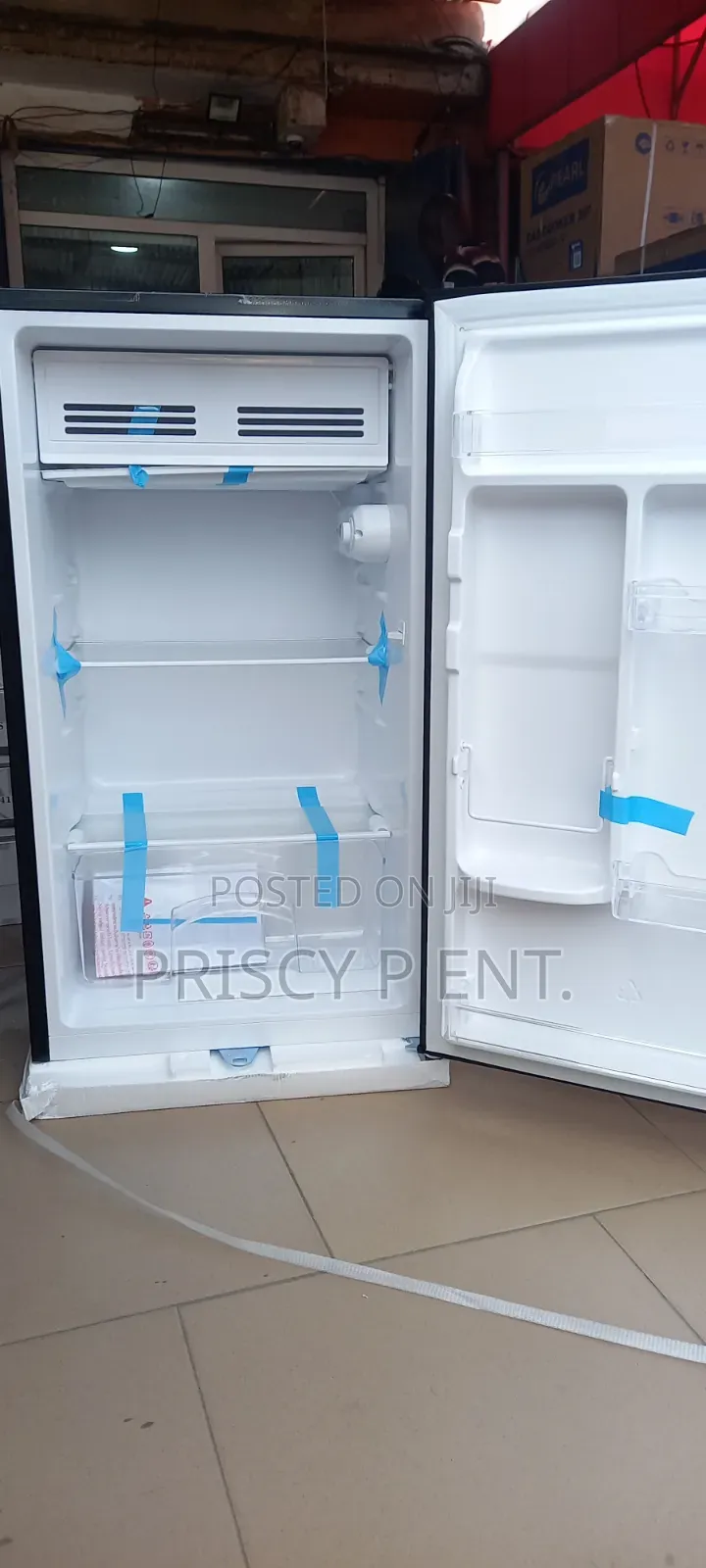 Long Lasting Table Top Fridge