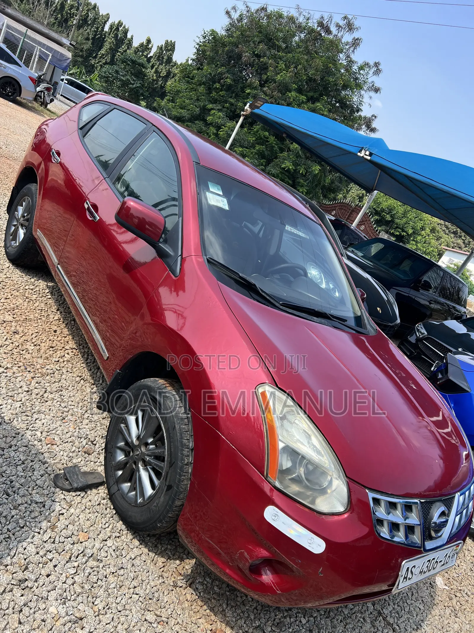 Nissan Rogue 2010 Red